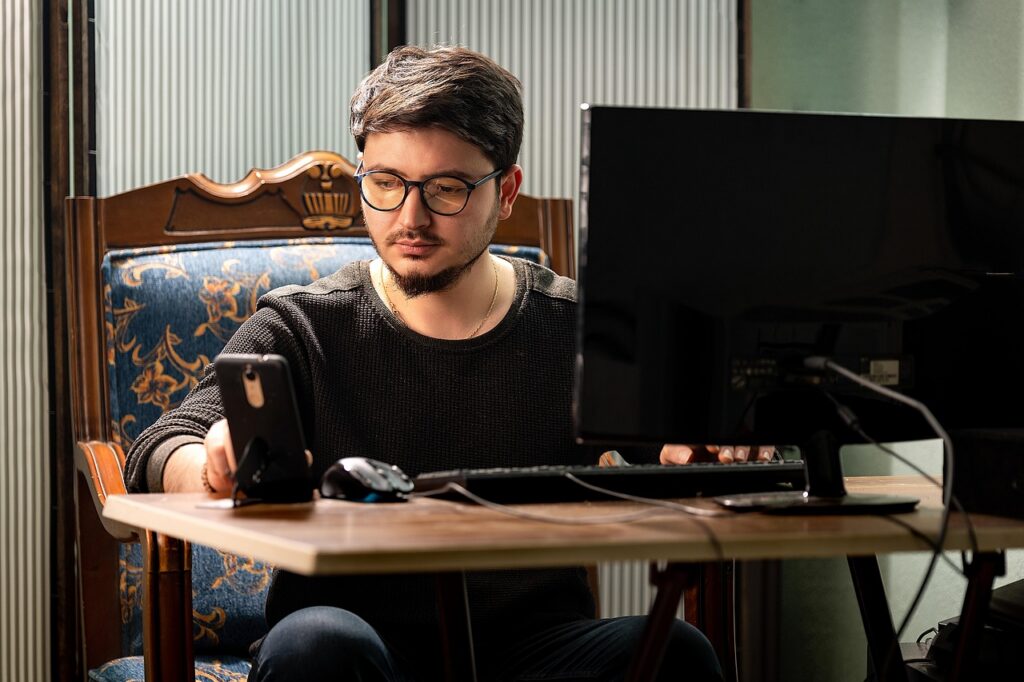 Entrepreneur managing time and learning at a focused workspace